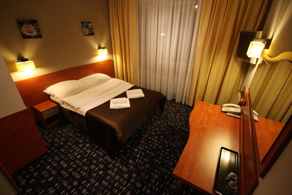 Hotel Orion Sosnowiec Phòng bức ảnh